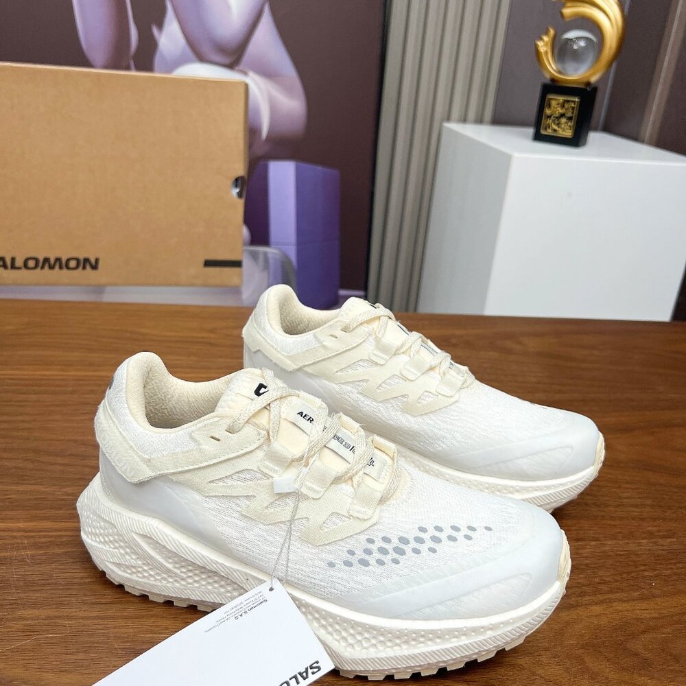 Salomon Cushioned and Responsive Trainers - Picture 2 of 8
